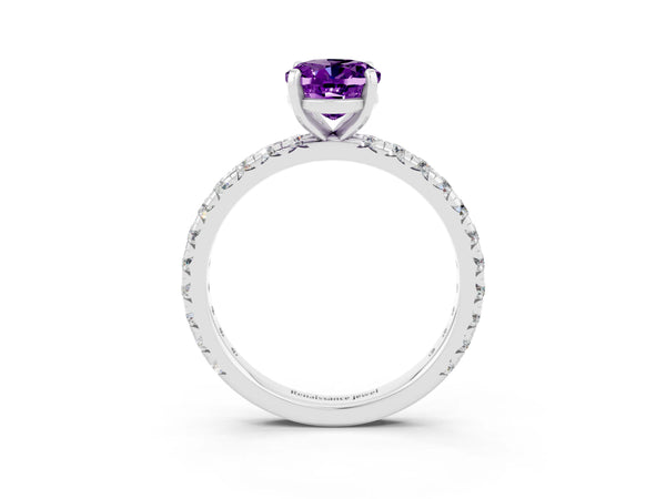 Silver Oval Cut Amethyst Pavé Solitaire Ring with Round Band and Prong Setting
