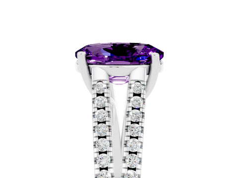 White gold Oval Cut Amethyst Solitaire Engagement Ring with Split Shank Pavé Band_5