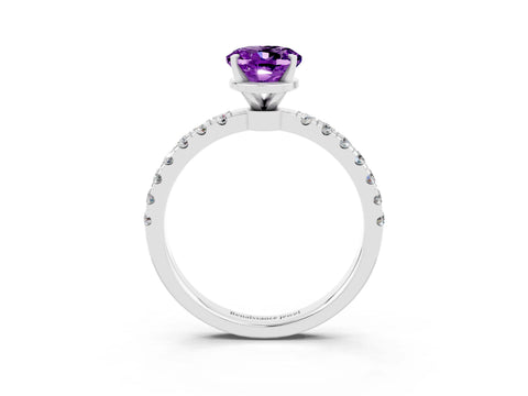 White gold Oval Cut Amethyst Solitaire Ring with Pavé Accents and Four-Prong Setting_3