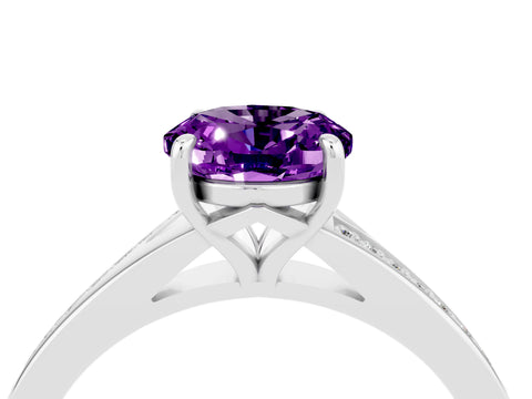 White gold Oval Cut Amethyst Solitaire Ring with Pavé Band and Prong Setting_4