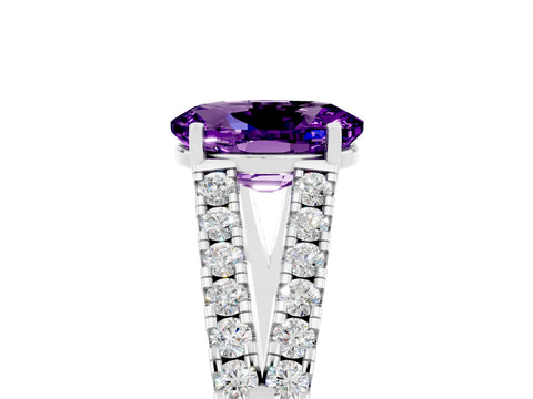 White gold Oval Cut Amethyst Split Shank Pavé Engagement Ring with Four-Prong Setting_41