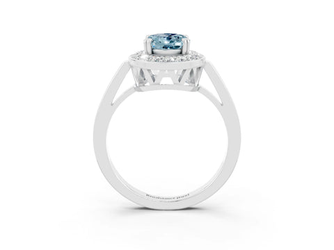 White gold Oval Cut Aquamarine Halo Ring with Split Shank and Four-Prong Setting_3