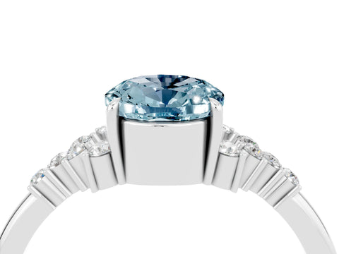 White gold Oval Cut Aquamarine Ring with Side Stones and Four-Prong Setting_100