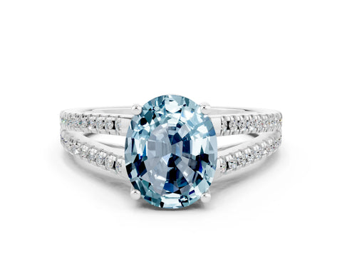 White gold Oval Cut Aquamarine Solitaire Engagement Ring with Split Shank Pavé Band