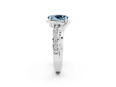 White gold Oval Cut Aquamarine Solitaire Ring with Split Shank and Prong Setting_2