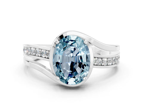 White gold Oval Cut Aquamarine Solitaire Ring with Split Shank and Prong Setting