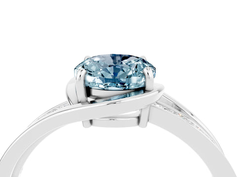 White gold Oval Cut Aquamarine Solitaire Ring with Split Shank and Prong Setting_4