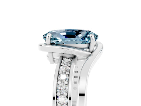 White gold Oval Cut Aquamarine Solitaire Ring with Split Shank and Prong Setting_5