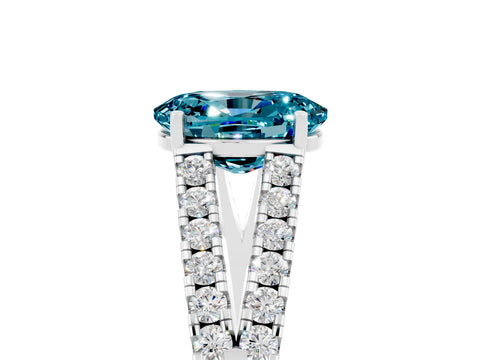 White gold Oval Cut Blue Topaz Split Shank Pavé Engagement Ring with Four-Prong Setting_17
