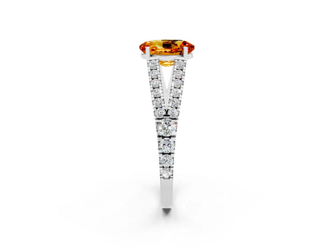 White gold Oval Cut Citrine Split Shank Pavé Engagement Ring with Four-Prong Setting_14