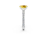 White gold Oval Cut Cut Diamond Pavé Band with Four-Prong Setting_2