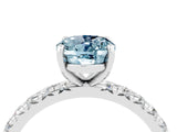 White gold Oval Cut Cut Diamond Pavé Band with Four-Prong Setting_4