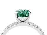 White gold Oval Cut Cut Diamond Pavé Band with Four-Prong Setting_4