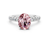 White gold Oval Cut Cut Diamond Pavé Band with Four-Prong Setting