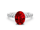 White gold Oval Cut Cut Diamond Pavé Band with Four-Prong Setting