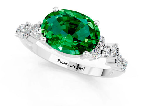 White gold Oval Cut Diamond Cluster Pavé Band with Four-Prong Setting_1