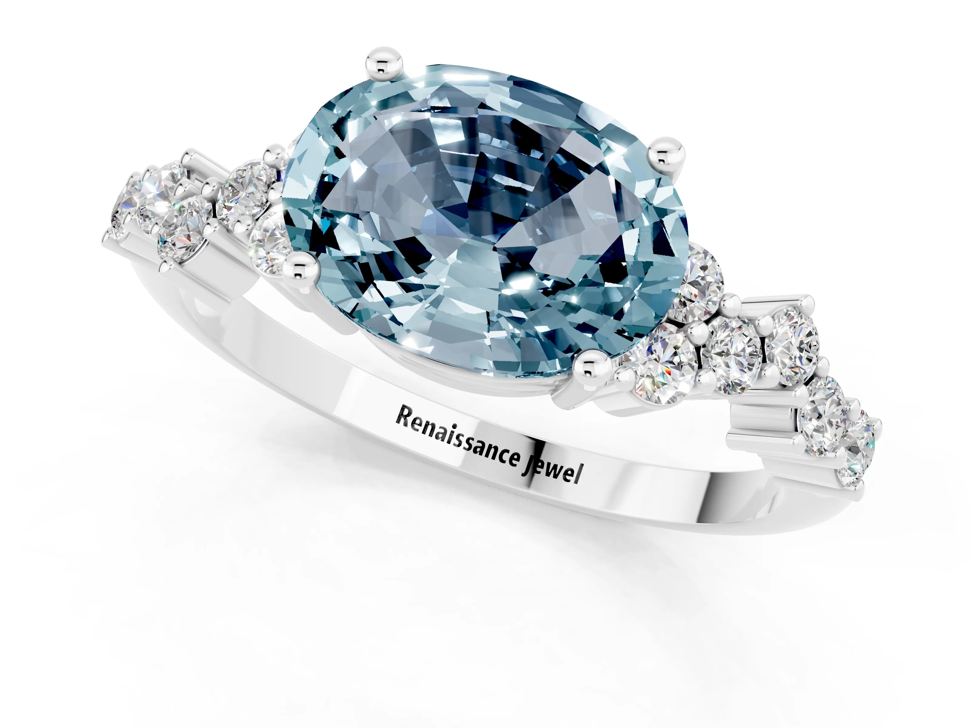 White gold Oval Cut Diamond Cluster Pavé Band with Four-Prong Setting_1