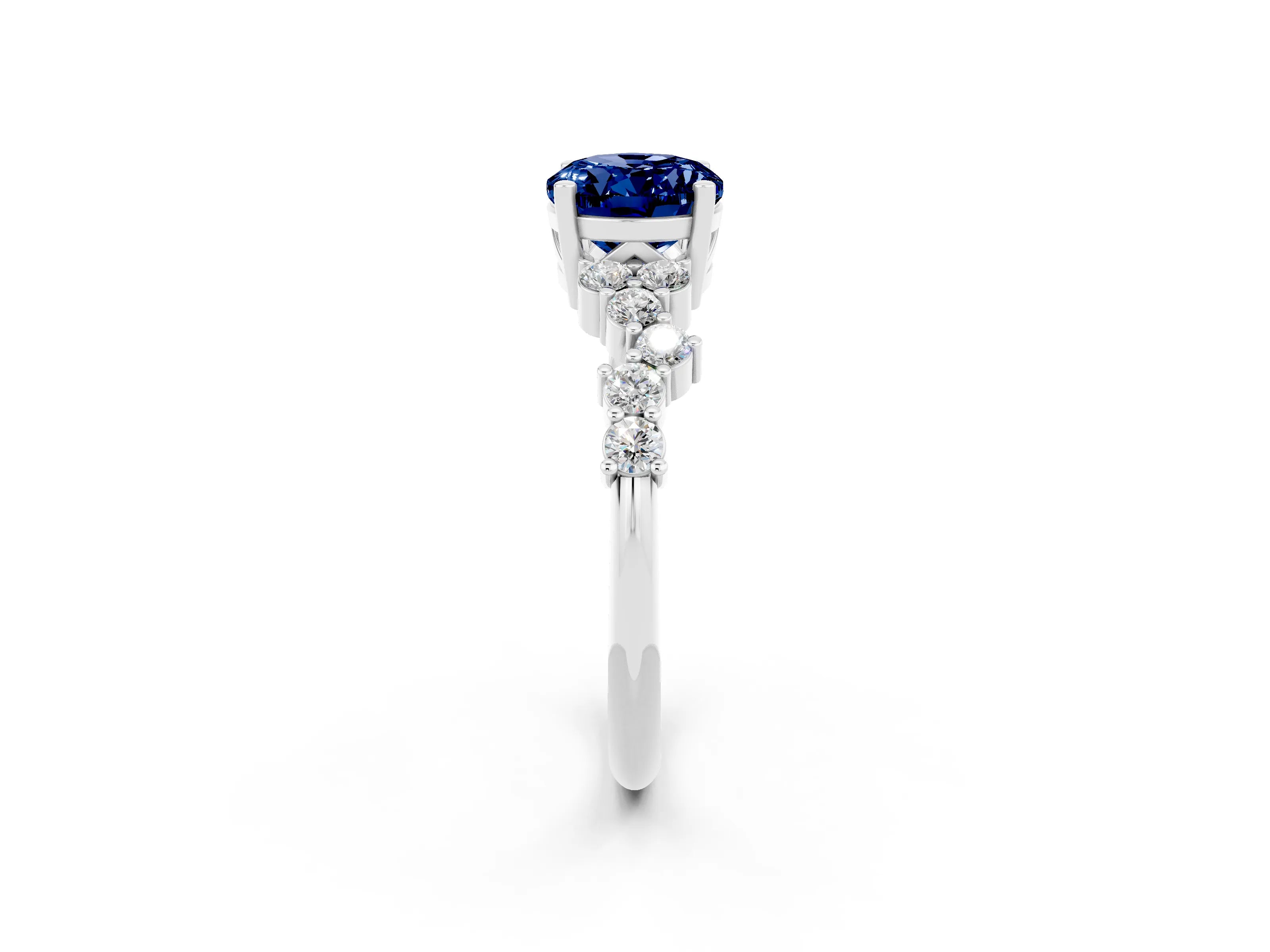 White gold Oval Cut Diamond Cluster Pavé Band with Four-Prong Setting_2