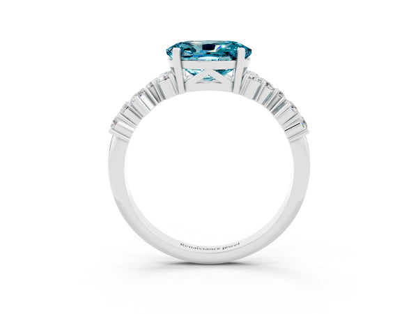 Silver Oval Cut Diamond Cluster Pavé Band with Four-Prong Setting