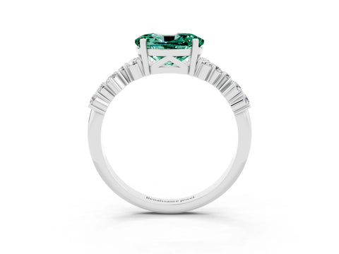White gold Oval Cut Diamond Cluster Pavé Band with Four-Prong Setting_3
