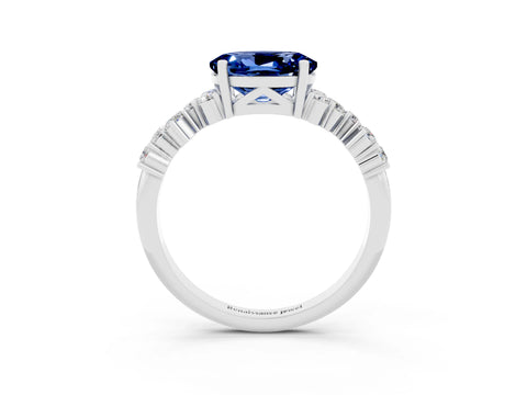 White gold Oval Cut Diamond Cluster Pavé Band with Four-Prong Setting_3