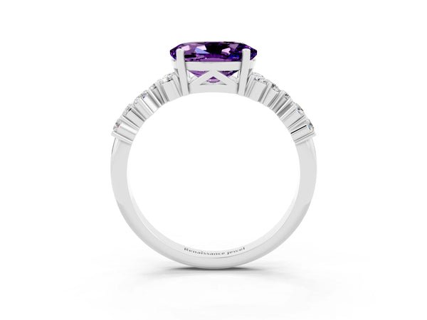 White gold Oval Cut Amethyst Scattered Round Accent Ring with Prong Setting