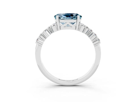 White gold Oval Cut Diamond Cluster Pavé Band with Four-Prong Setting_3