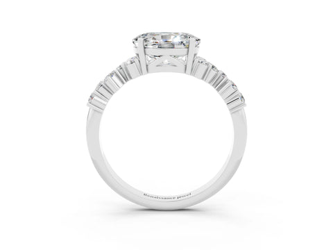 White gold Oval Cut Diamond Cluster Pavé Band with Four-Prong Setting_3