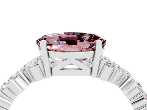 White gold Oval Cut Diamond Cluster Pavé Band with Four-Prong Setting_4