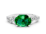 White gold Oval Cut Diamond Cluster Pavé Band with Four-Prong Setting