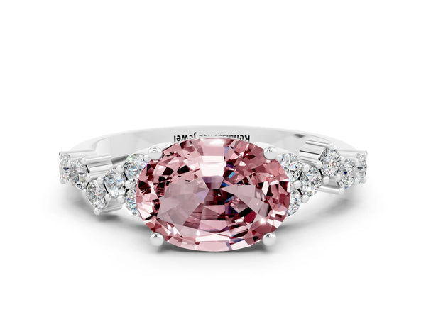White gold Oval Cut Diamond Cluster Pavé Band with Four-Prong Setting