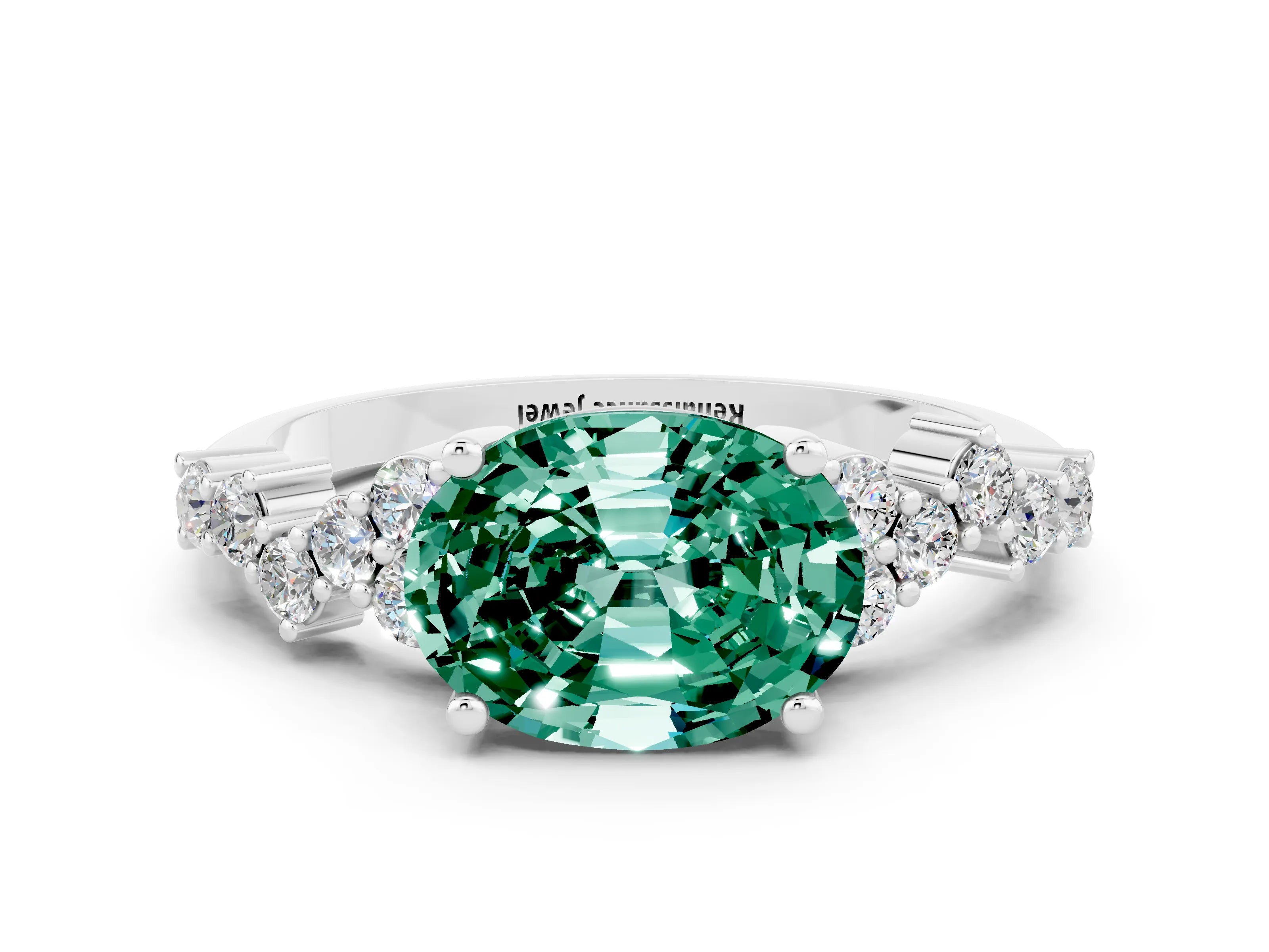 White gold Oval Cut Diamond Cluster Pavé Band with Four-Prong Setting