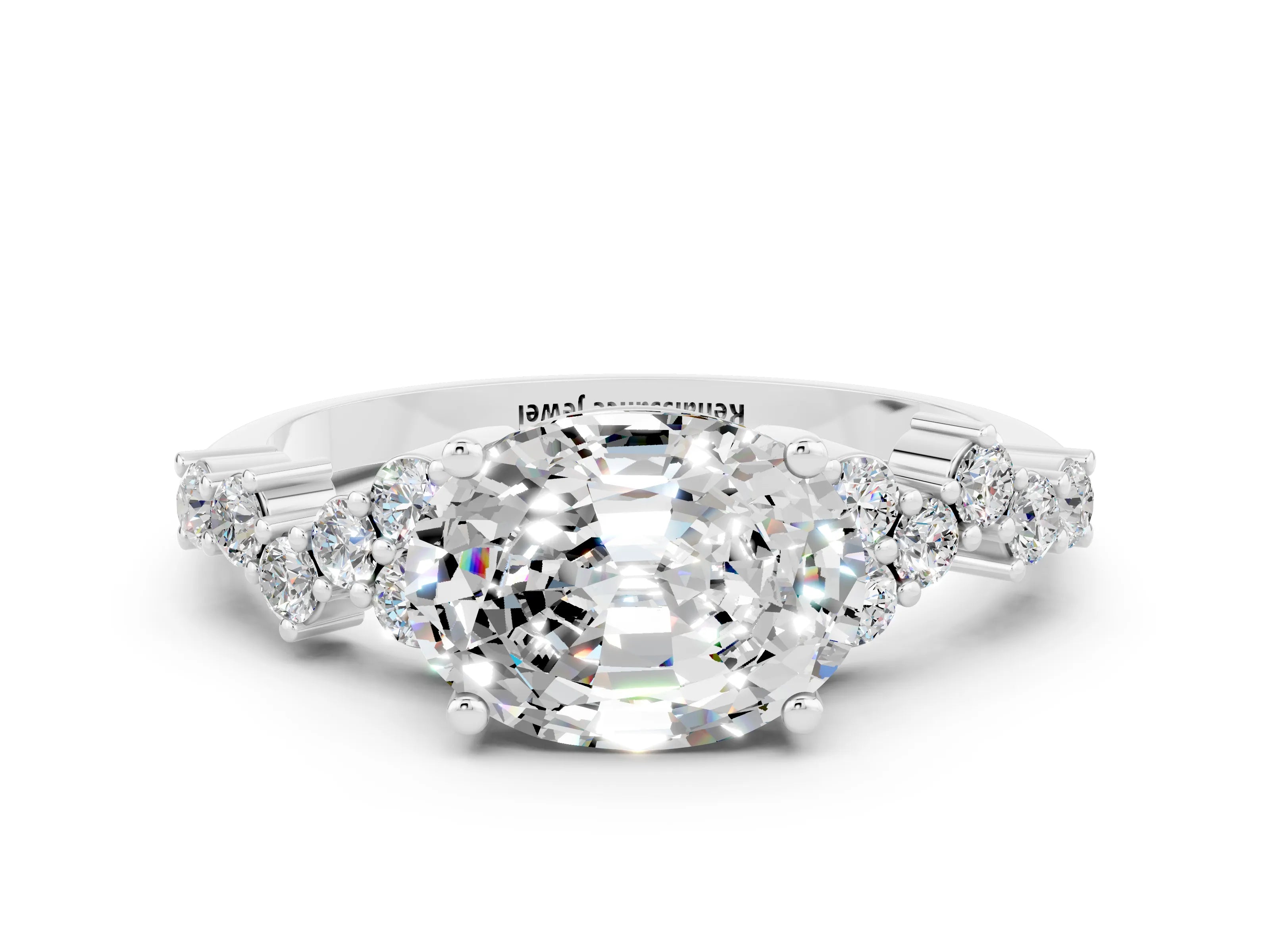 White gold Oval Cut Diamond Cluster Pavé Band with Four-Prong Setting