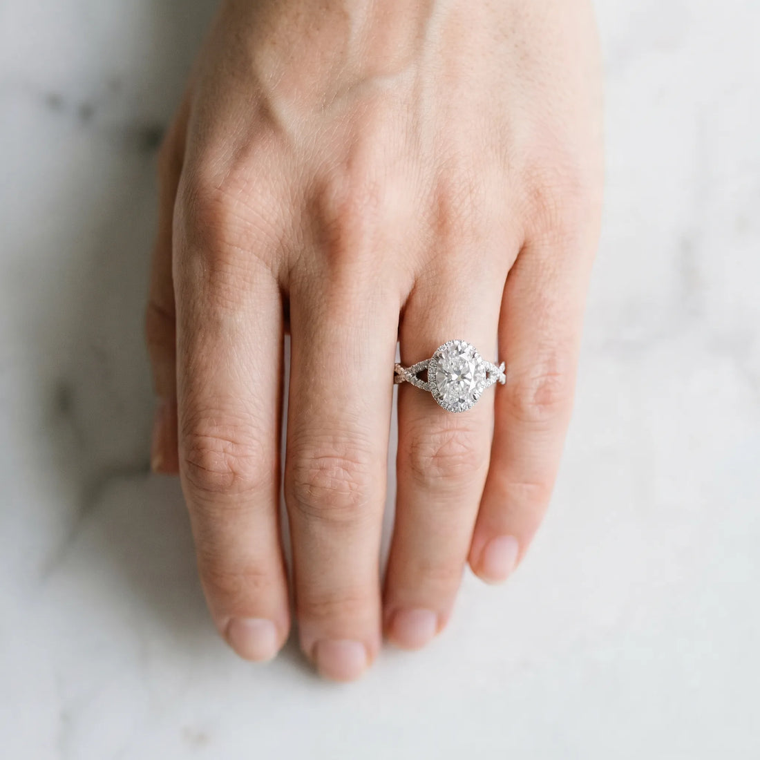 White gold Oval Cut Diamond  Halo Twist Band Solitaire Prong Setting Ring_136