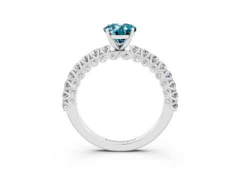 White gold Oval Cut Diamond Pavé Band Solitaire Ring with Prong Setting_3