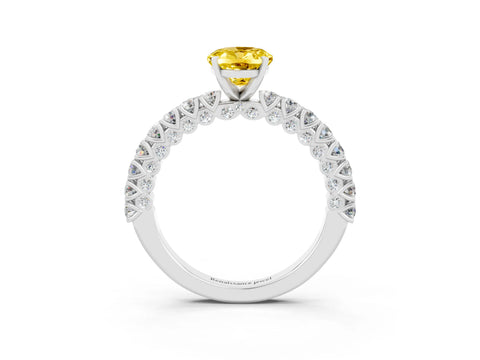 White gold Oval Cut Diamond Pavé Band Solitaire Ring with Prong Setting_3