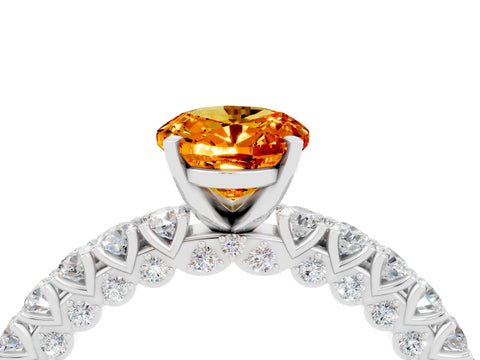 White gold Oval Cut Diamond Pavé Band Solitaire Ring with Prong Setting_4