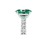 White gold Oval Cut Diamond Pavé Band Solitaire Ring with Prong Setting_5