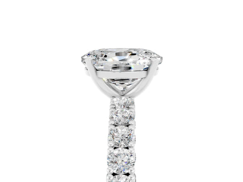 White gold Oval Cut Diamond Pavé Band Solitaire Ring with Prong Setting_5
