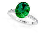 White gold Oval Cut Diamond Pavé Band with Six-Prong Setting_1