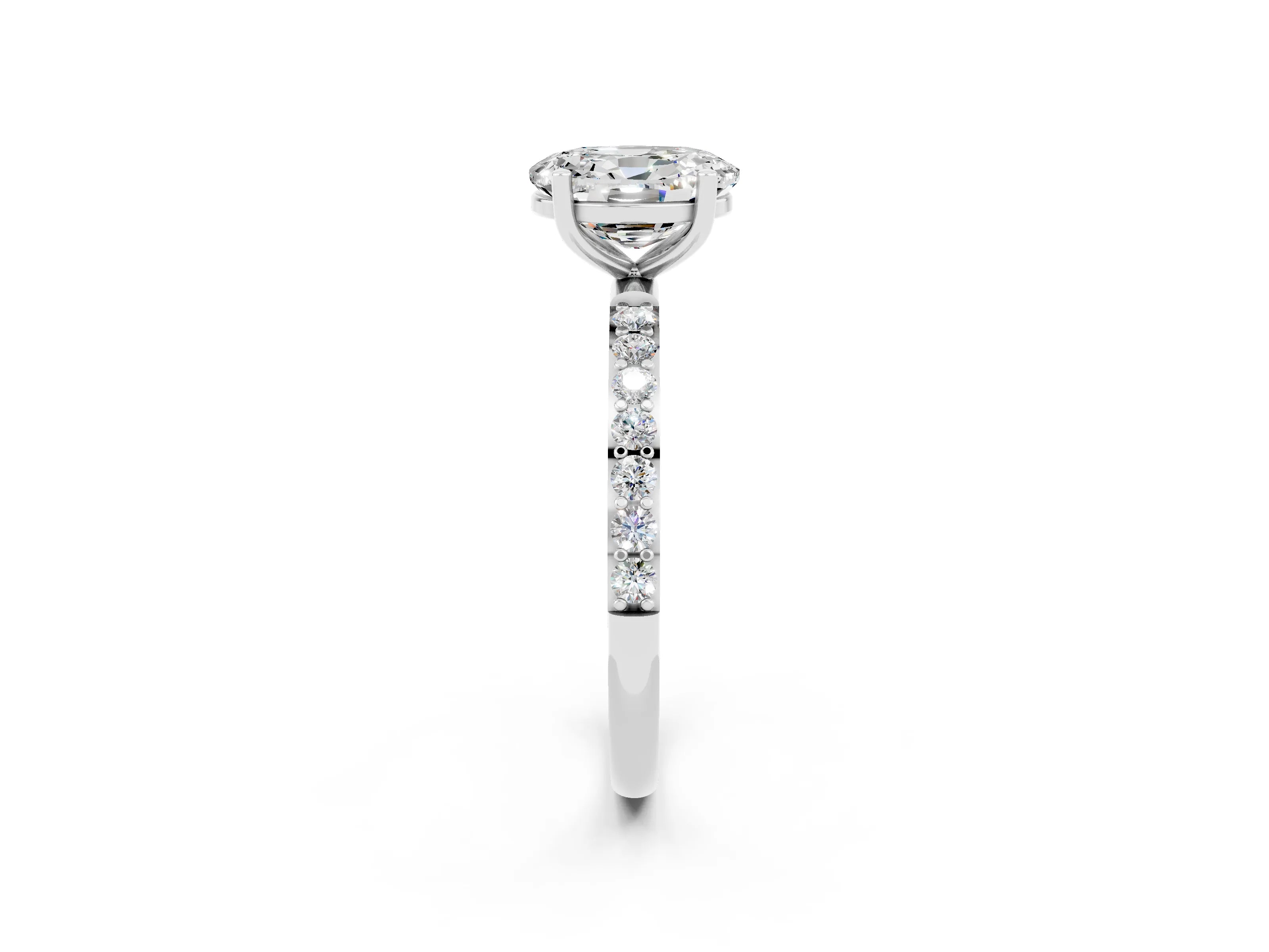 White gold Oval Cut Diamond Pavé Band with Six-Prong Setting_2
