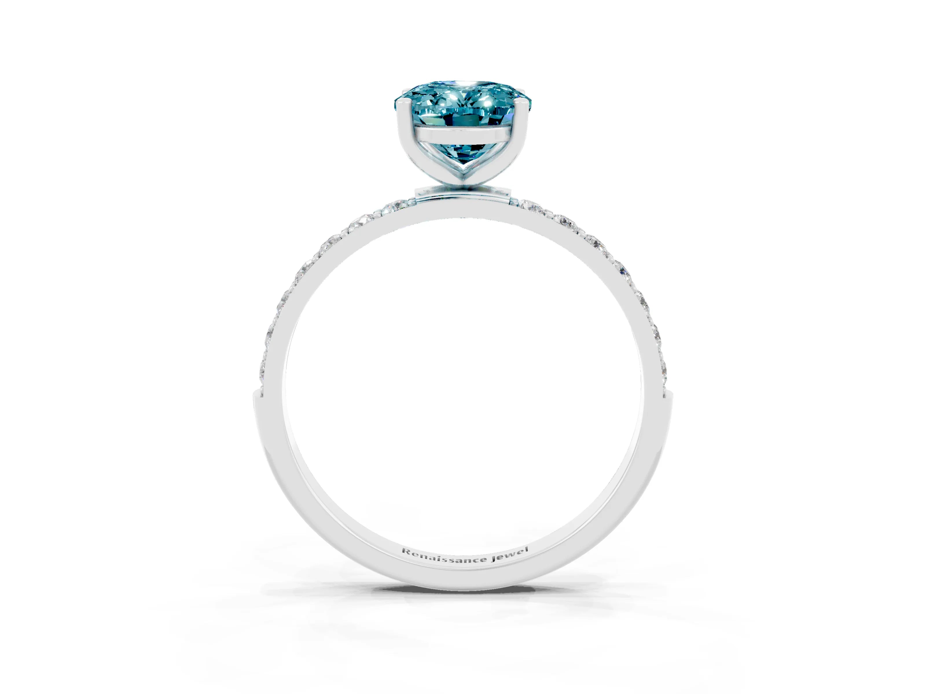 White gold Oval Cut Diamond Pavé Band with Six-Prong Setting_3