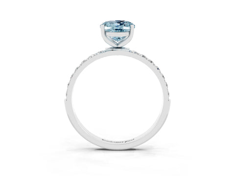 White gold Oval Cut Diamond Pavé Band with Six-Prong Setting_3