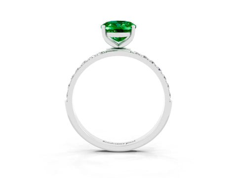White gold Oval Cut Diamond Pavé Band with Six-Prong Setting_3
