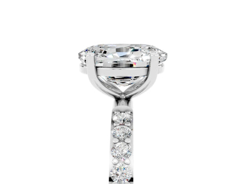White gold Oval Cut Diamond Pavé Band with Six-Prong Setting_5