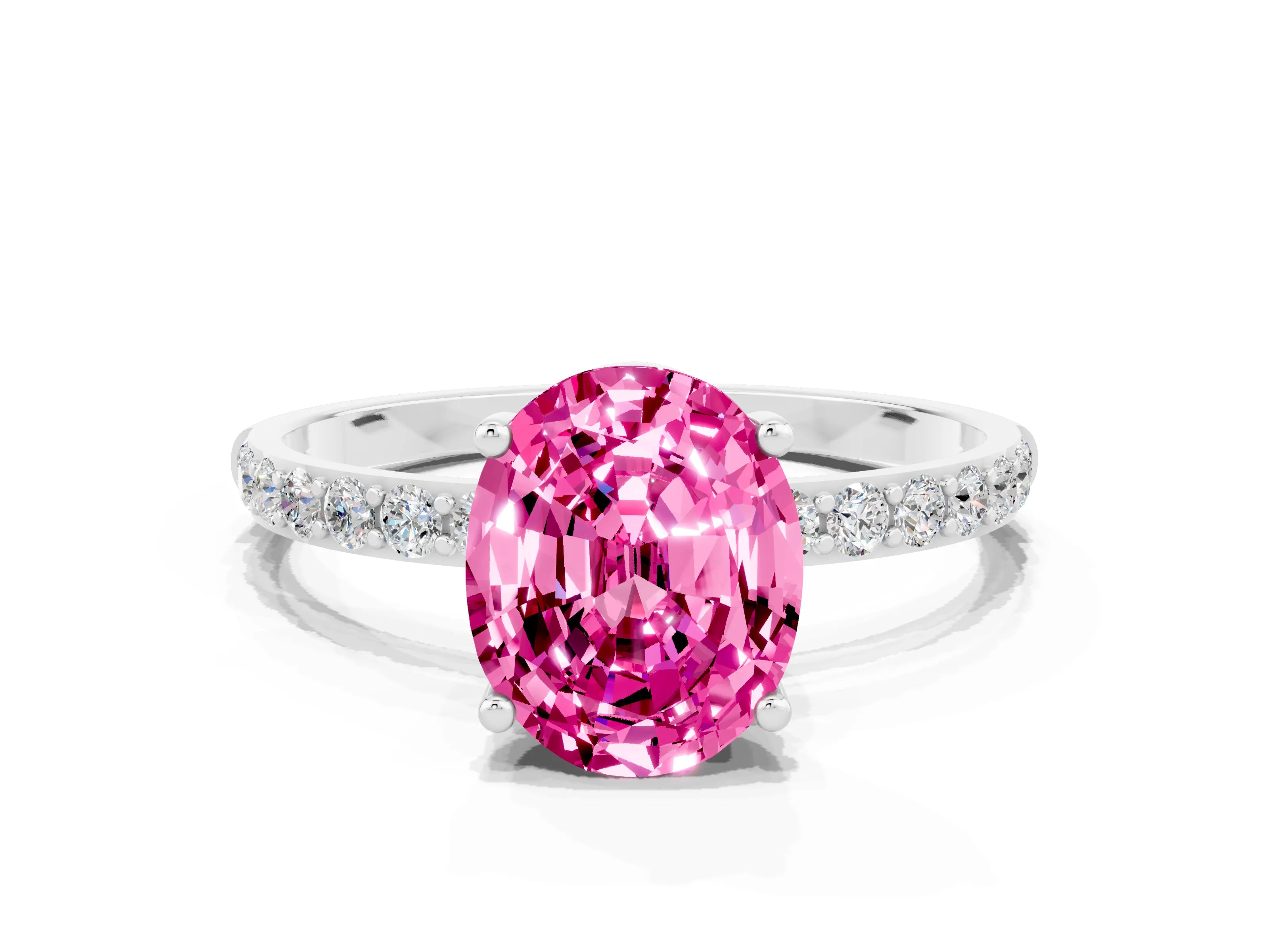 White gold Oval Cut Diamond Pavé Band with Six-Prong Setting