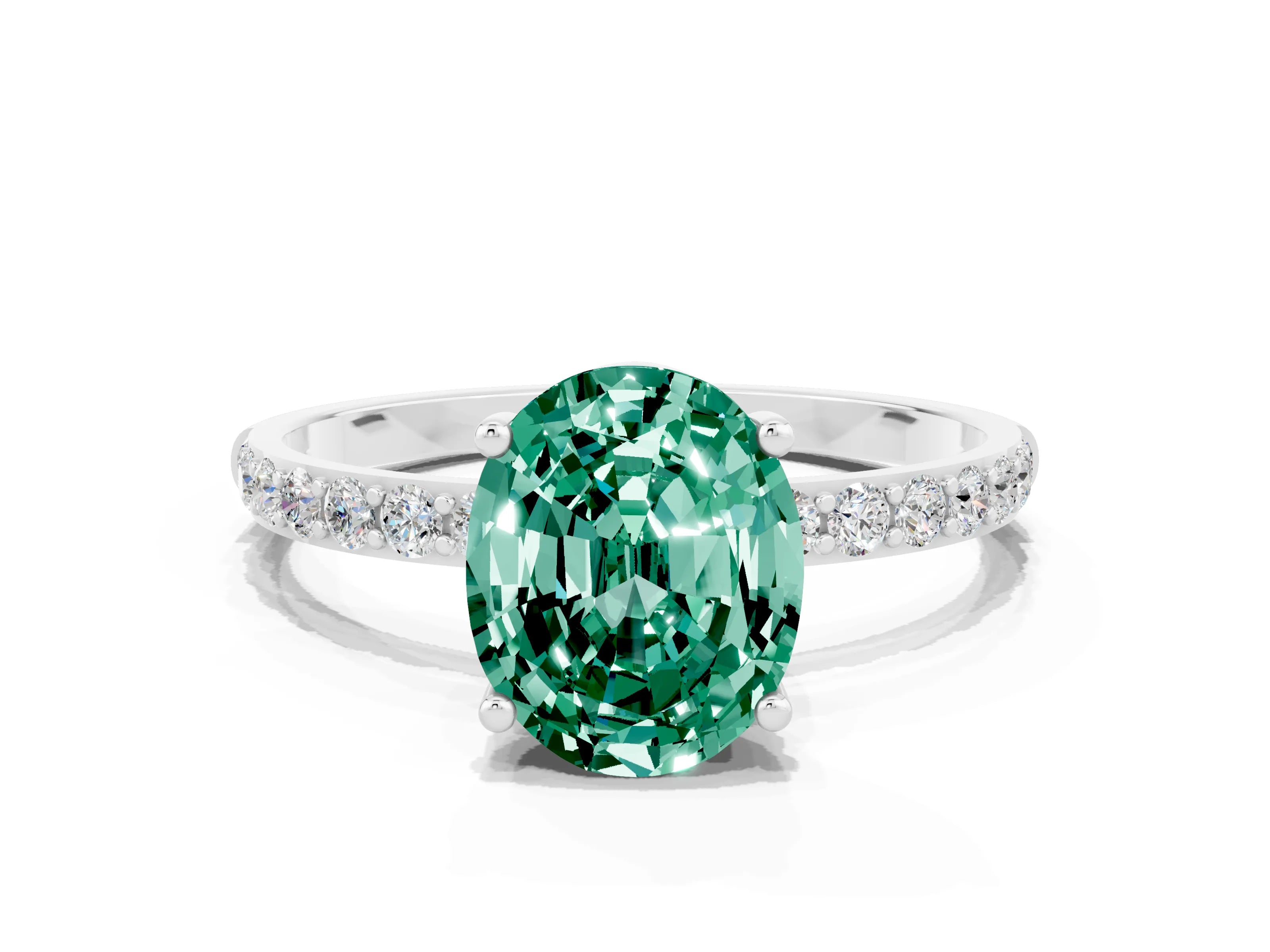 White gold Oval Cut Diamond Pavé Band with Six-Prong Setting