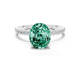 White gold Oval Cut Diamond Pavé Band with Six-Prong Setting