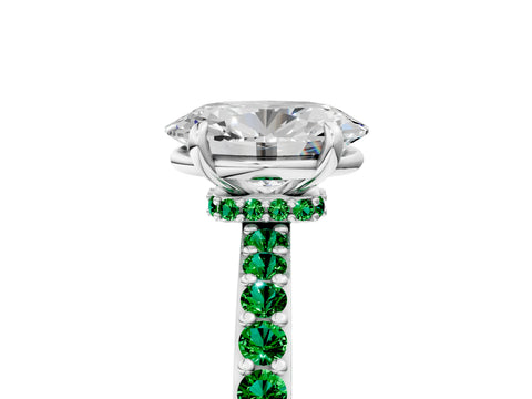 White gold Oval Cut Diamond Pavé Engagement Ring with Round with Emerald side stone Accents and Prong Setting_17