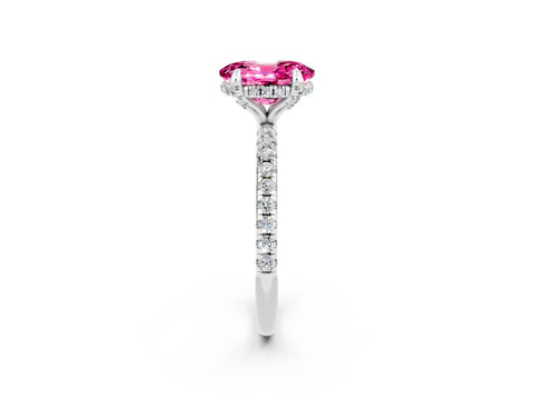 White gold Oval Cut Diamond Solitaire Ring with Four-Prong Setting and Pavé Band_2